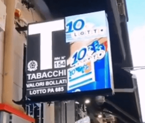 Insegna LED programmabile per tabaccheria e ricevitoria