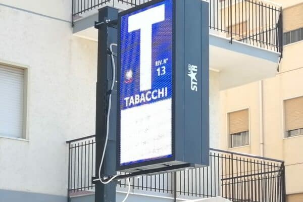 Insegna LED tabacchi a bandiera bifacciale